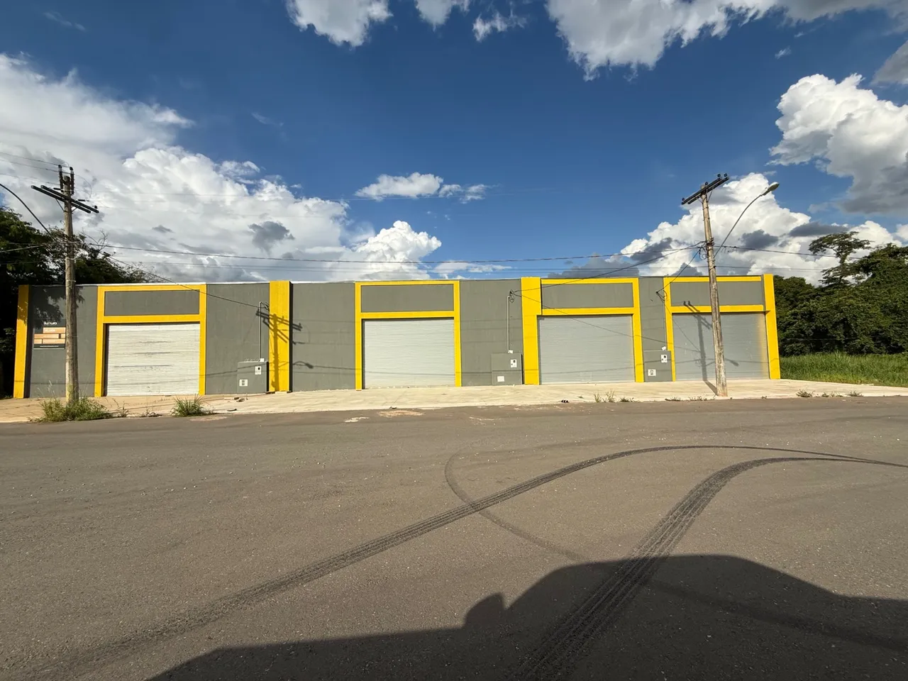 Galpoes Multi uso 1.150m2 Exclte Localização