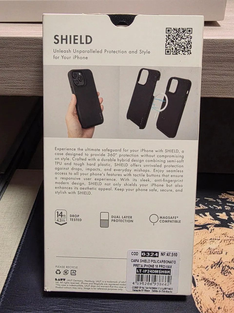 Capa Case Preta Magsafe Laut Shield IPhone 16 Pro Max - Foto 4