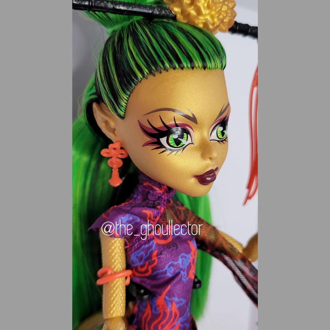 Jinafire Scaris/Básica completa !!Ler descrição!! Boneca Monster High  - Foto 2