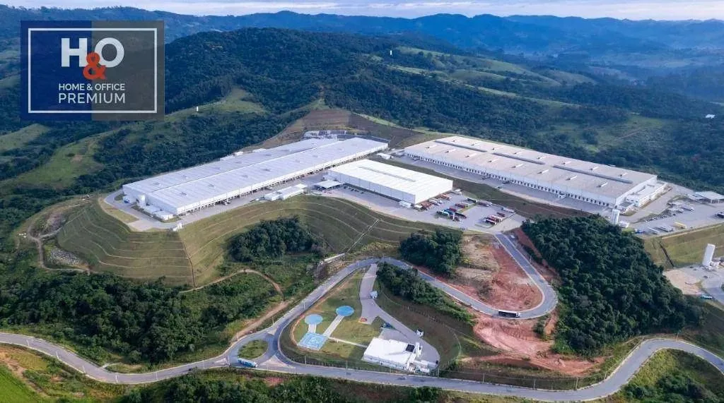 Excelente Cond. Galpões p/ alugar, 1 módulos de 9.305 m² - Extrema/MG