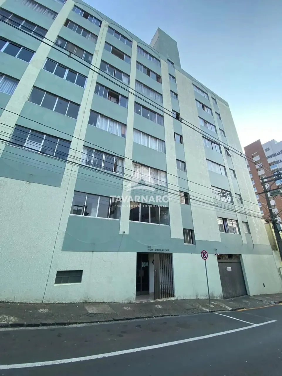 Apartamento Mobiliado com vaga de Garagem