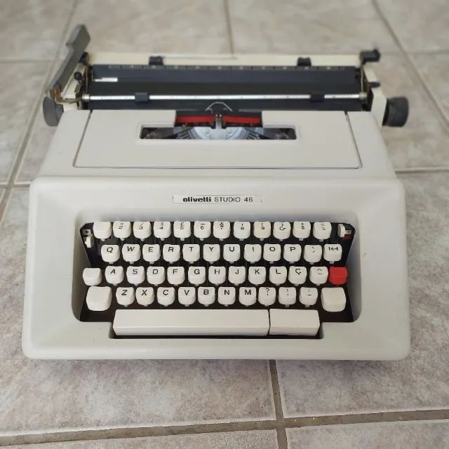 Máquina datilografar 64850147138563122