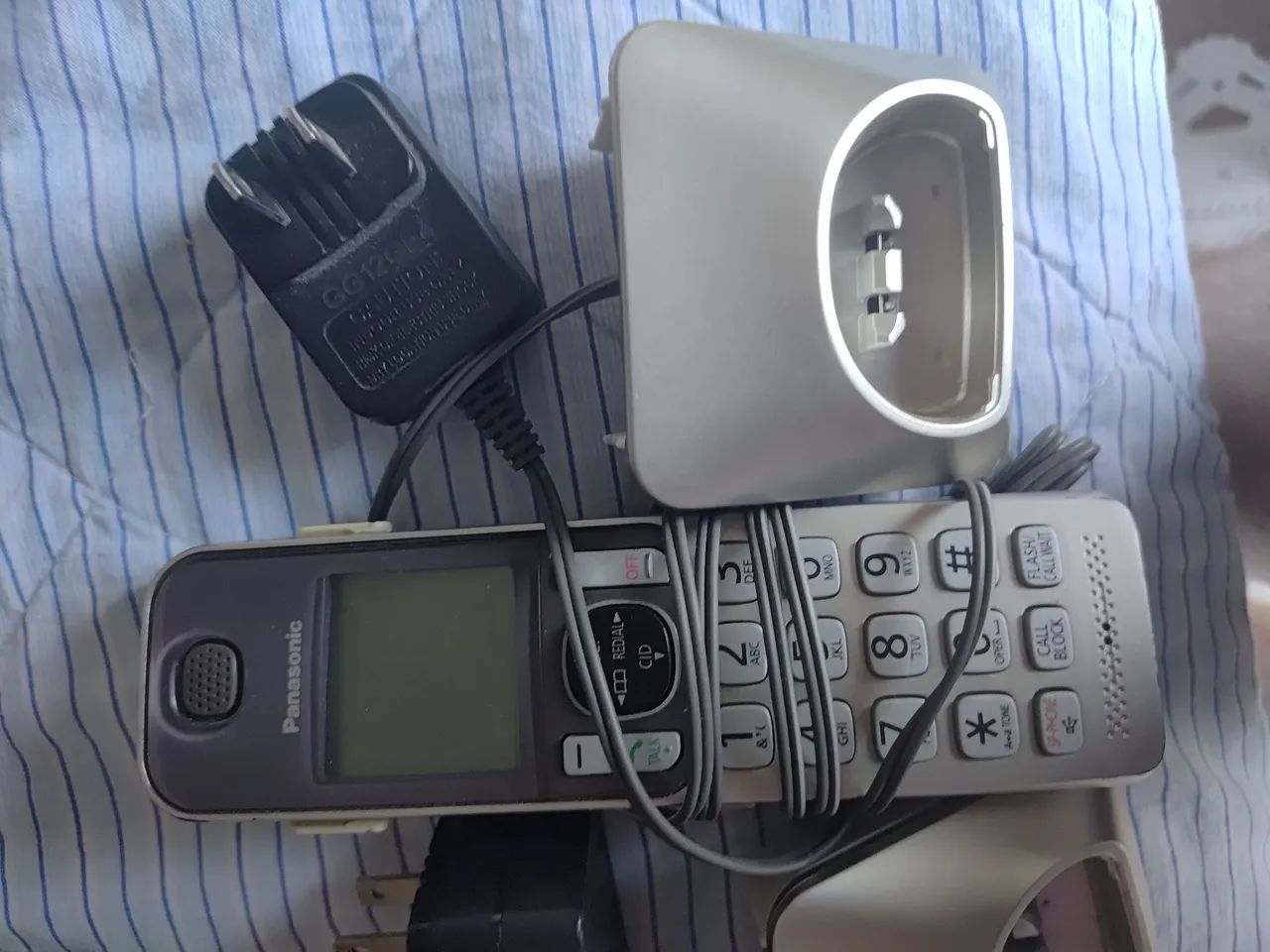 Telefone sem fio 5 ramais + 1 base - Foto 3