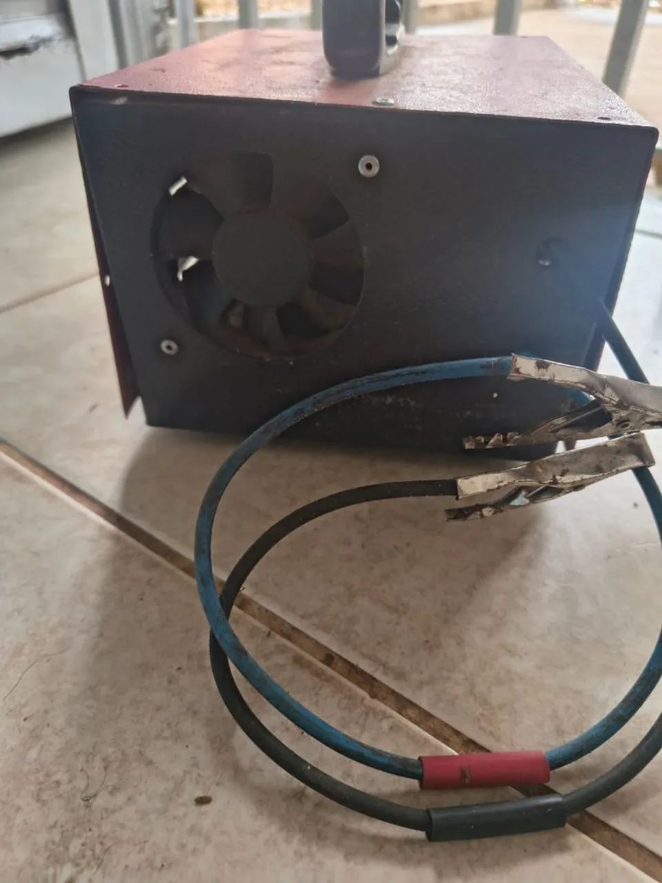 Carregador bateria de carro  - Foto 2