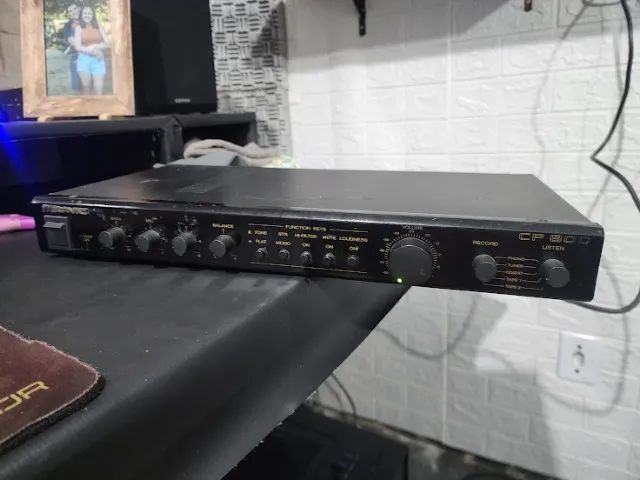Pré Amplificador Unic CP 800