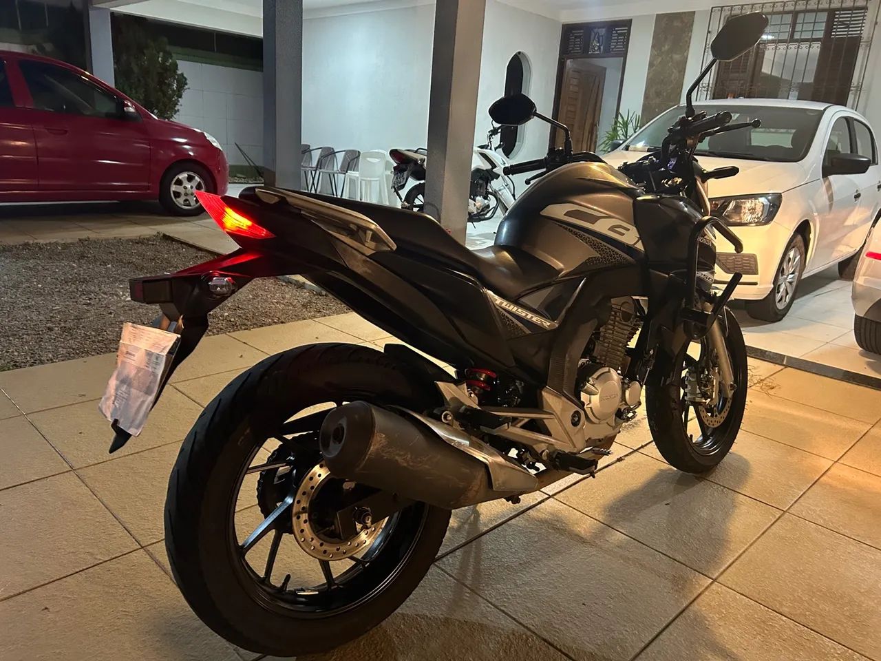 Honda Twister 250  Ano: 2020 - Foto 5