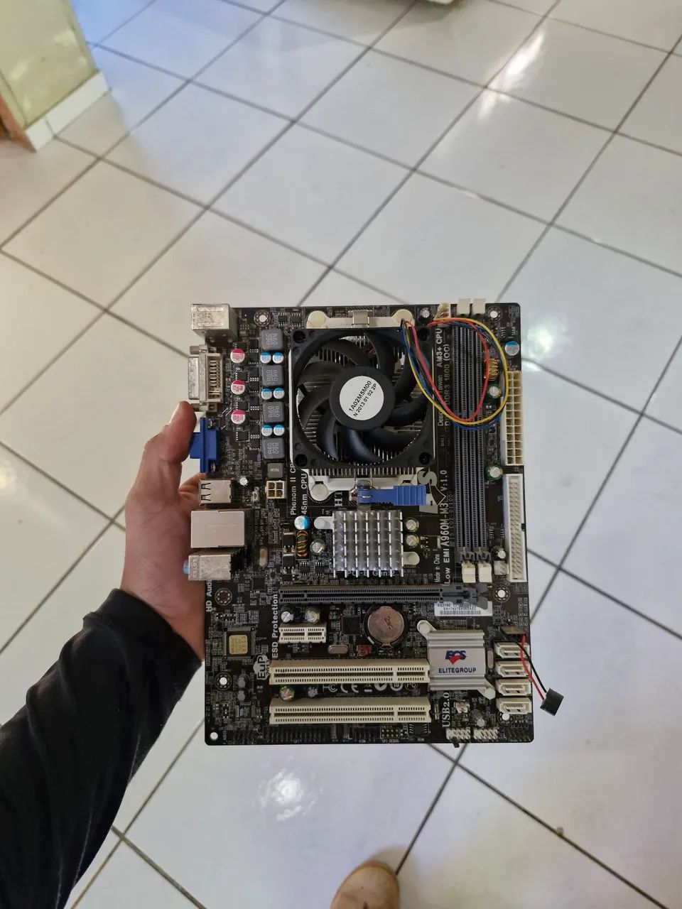 Gabinetes  -  Placa mãe usadas  - Foto 5