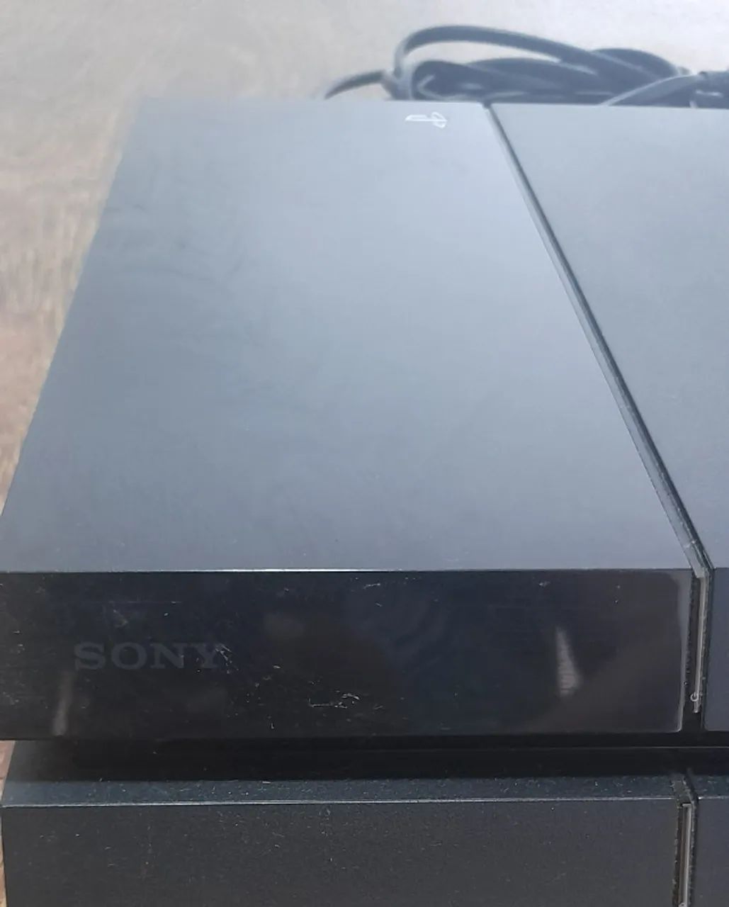 PS4 com DEFEITO - liga e na mesma hora desliga - Foto 2