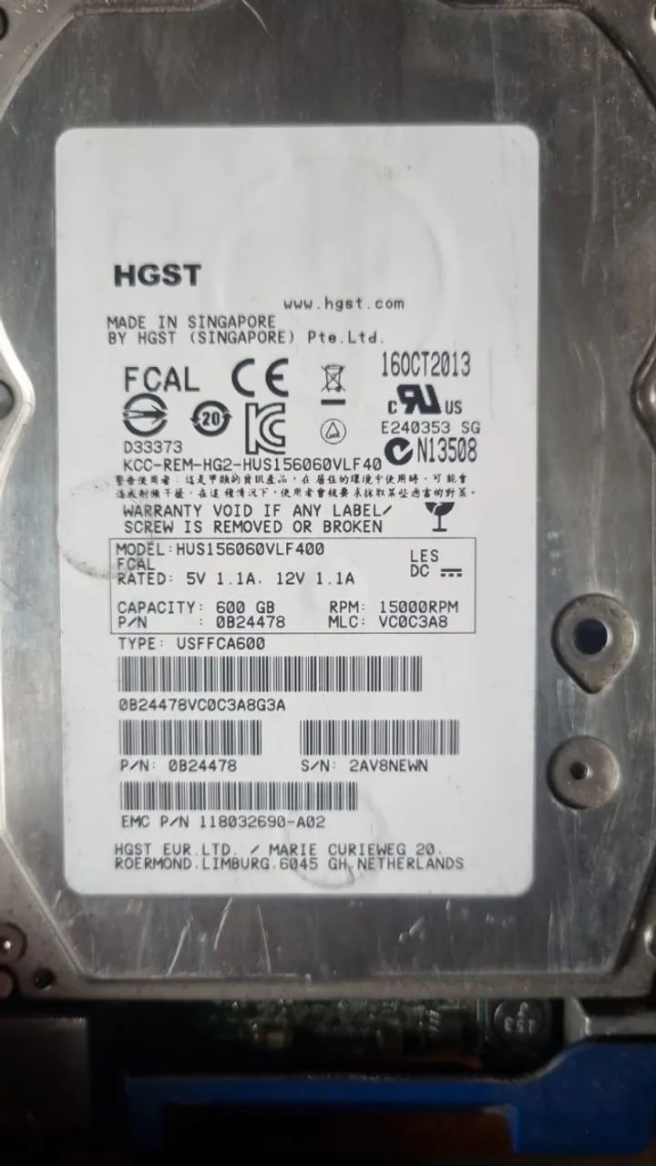 46 Hd SSd hgst 100gb sas