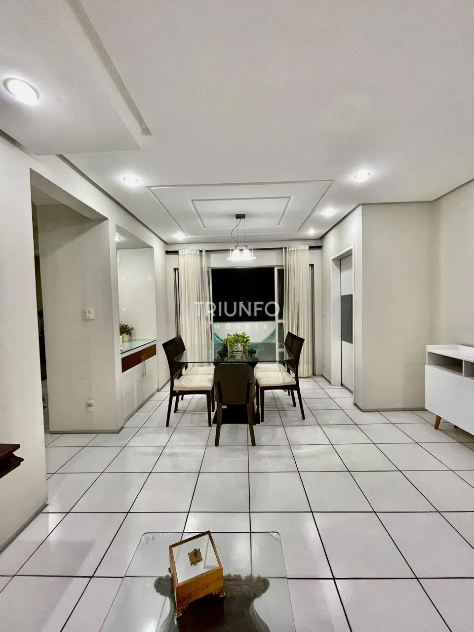 VENDO Apartamento no condomínio Europa