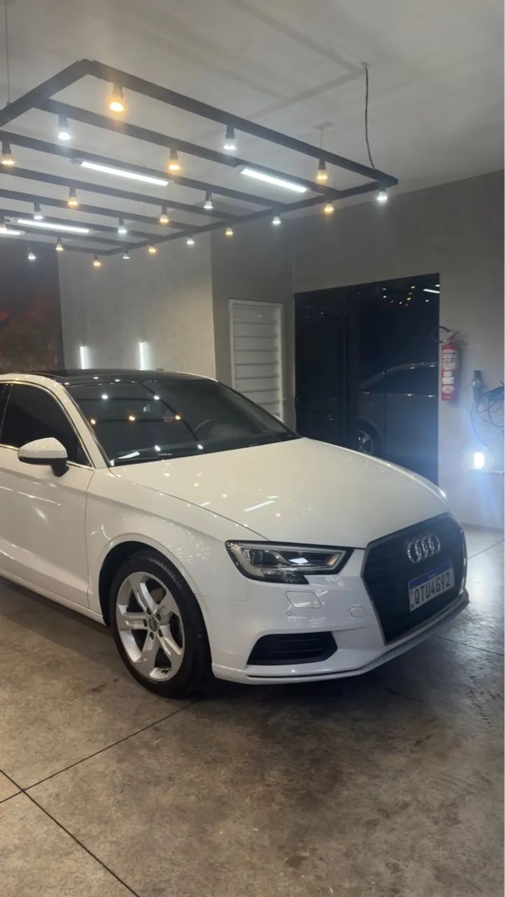 AUDI A3 1.4 2019 52.000km PRESTIGIE PLUS EDIÇÃO 25 ANOS AUDI
