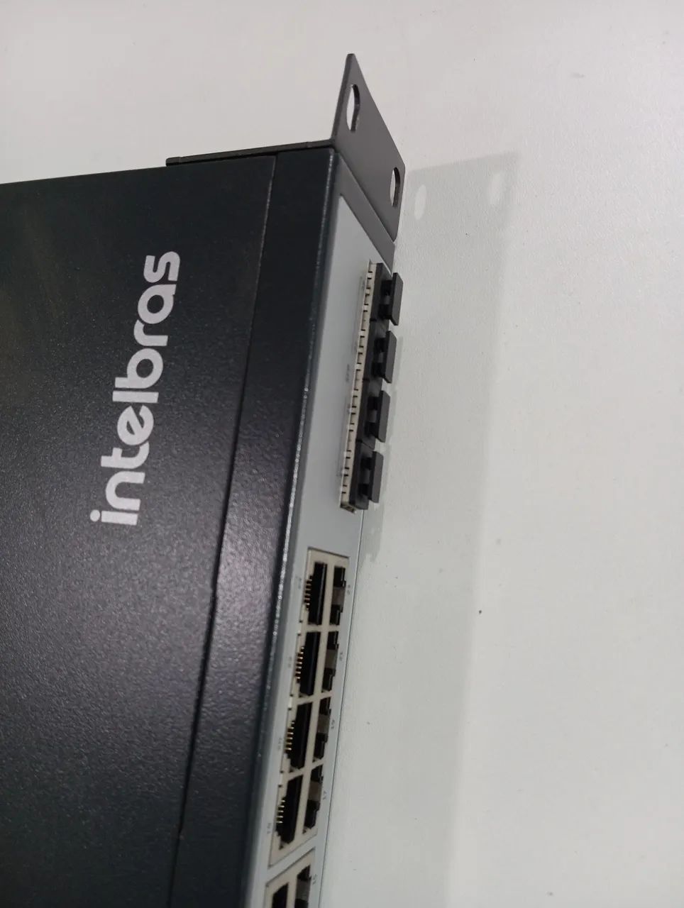 Switch de Rede Intelbras 24 portas 5G 2404 L2 - Foto 6