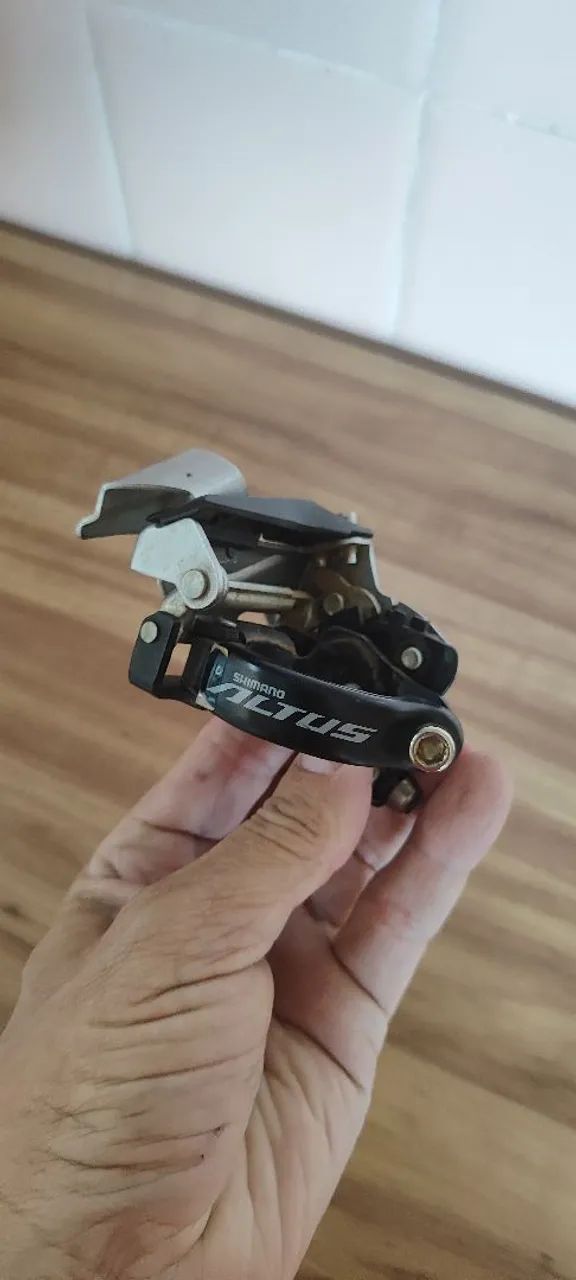 Cambio Shimano dianteiro Altus 31.8 mm  - Foto 5