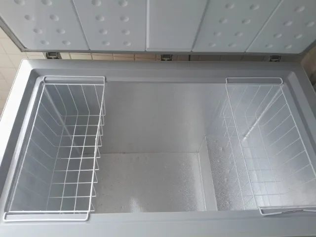 Vendo Freezer Vertical 220V - Foto 4