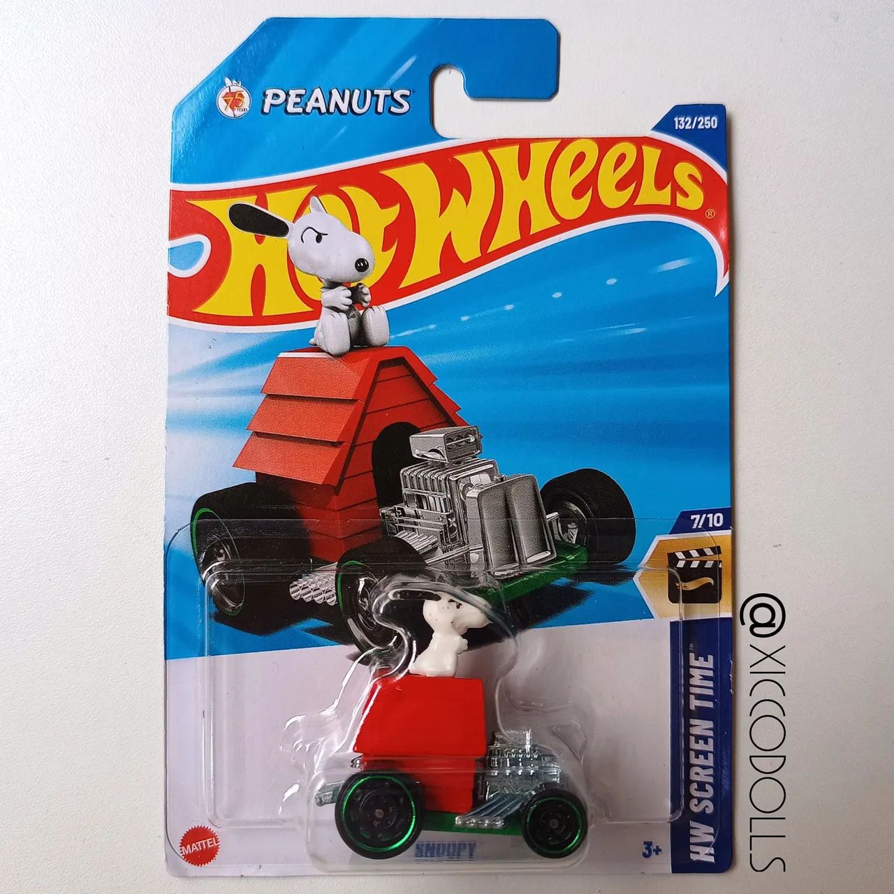Hot Wheels Peanuts Snoopy 2025