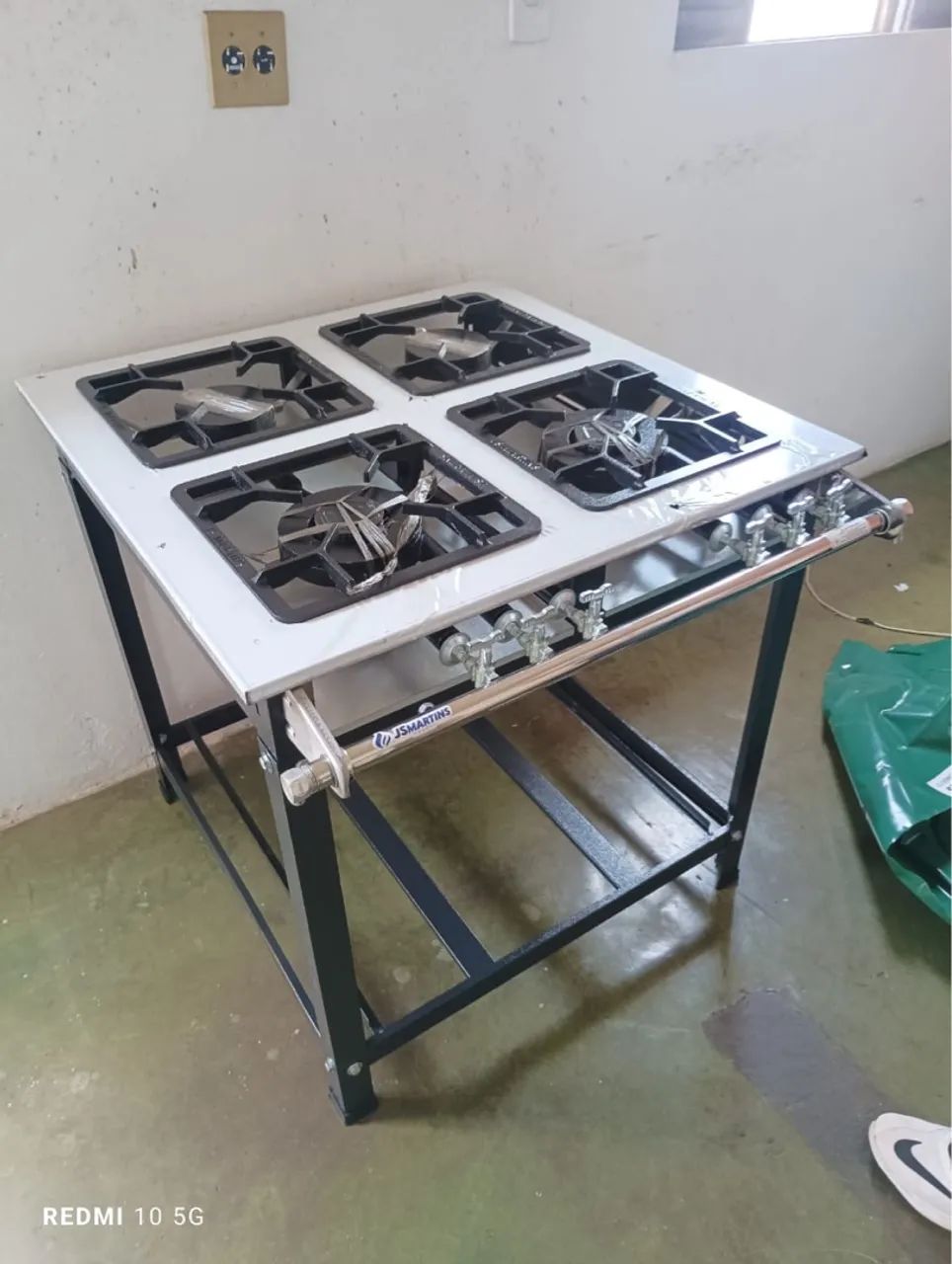 Fogão Industrial 4 Bocas - Ideal para Restaurantes