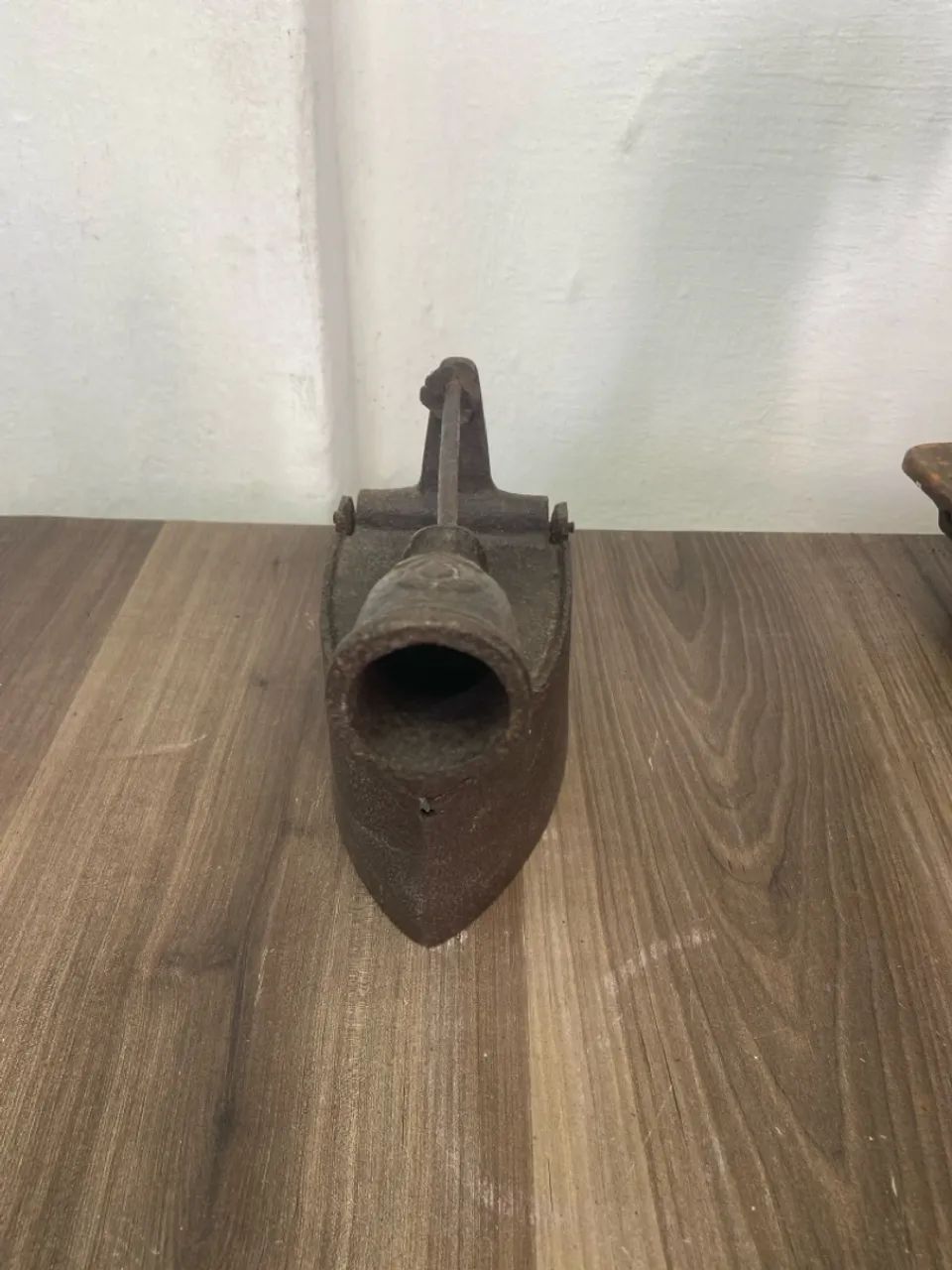 Antiguidade: Ferro de passar a brasa  - Foto 4