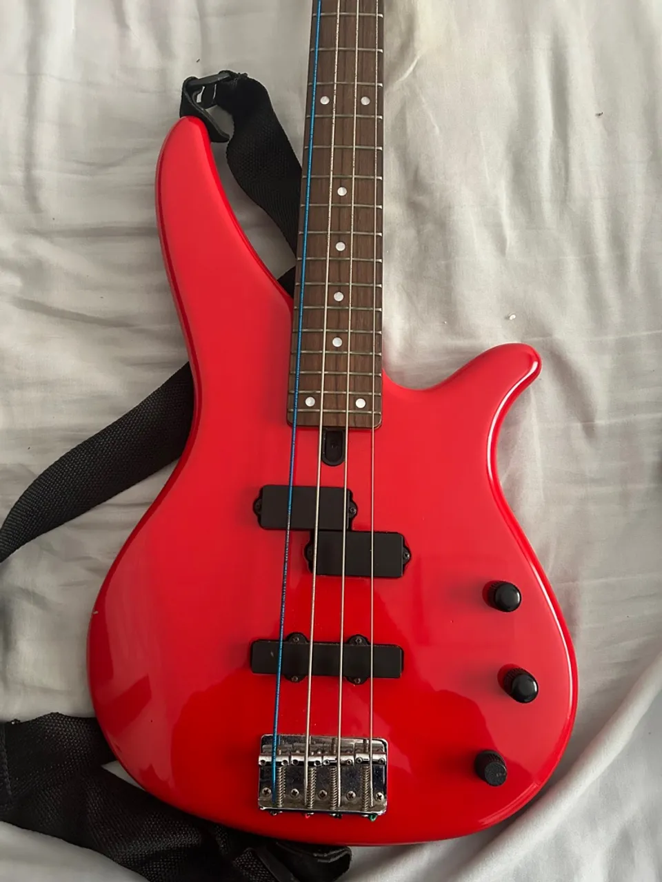 Baixo Elétrico Vermelho - Instrumento Musical