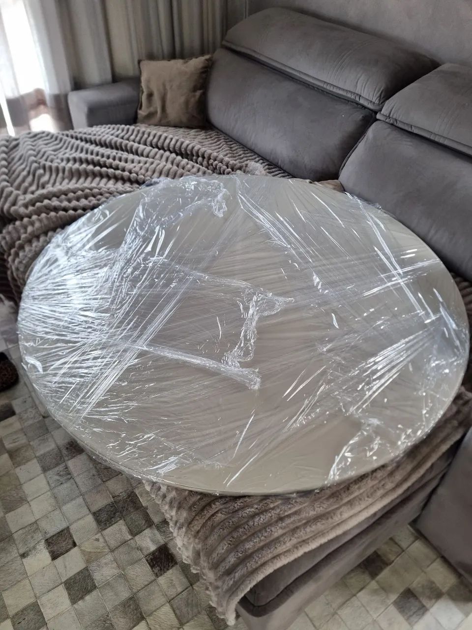 Tampo de mesa laqueado 1.30 com vidro - Foto 3