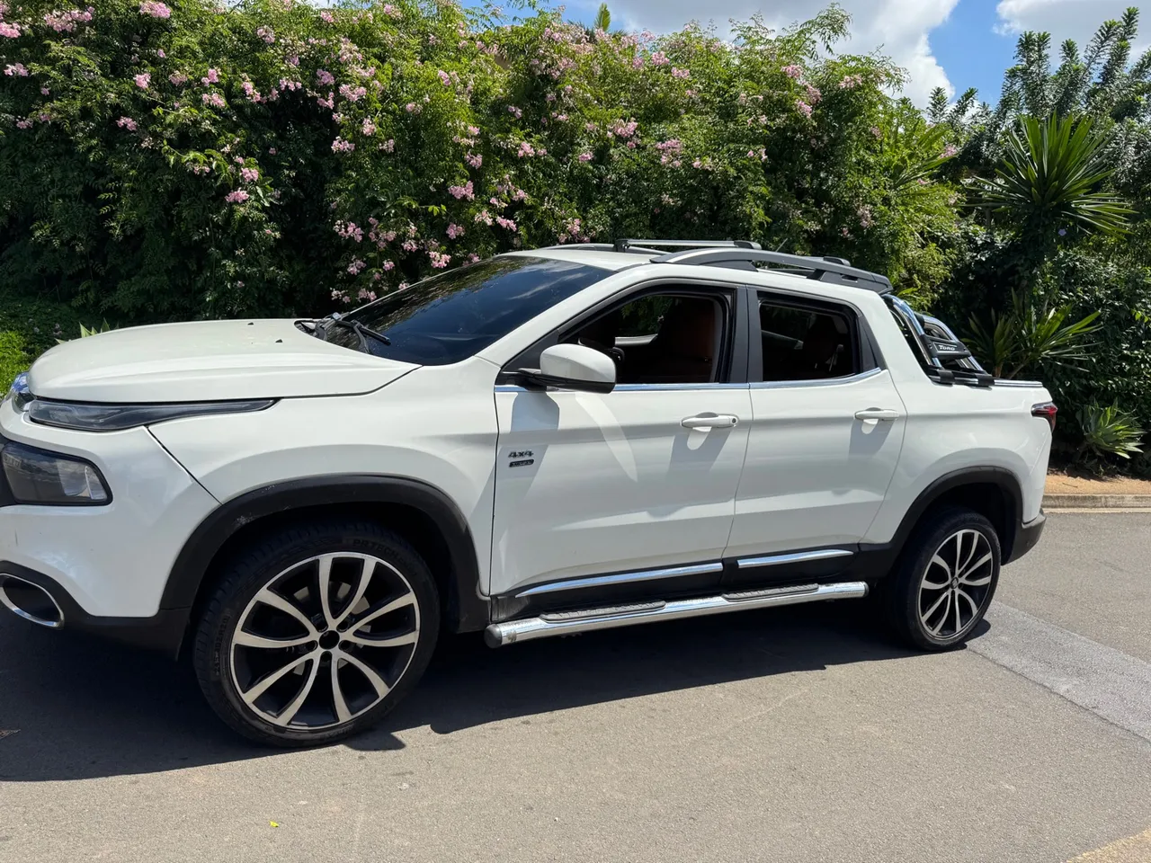 Fiat toro 2019 disel troco por fiorino