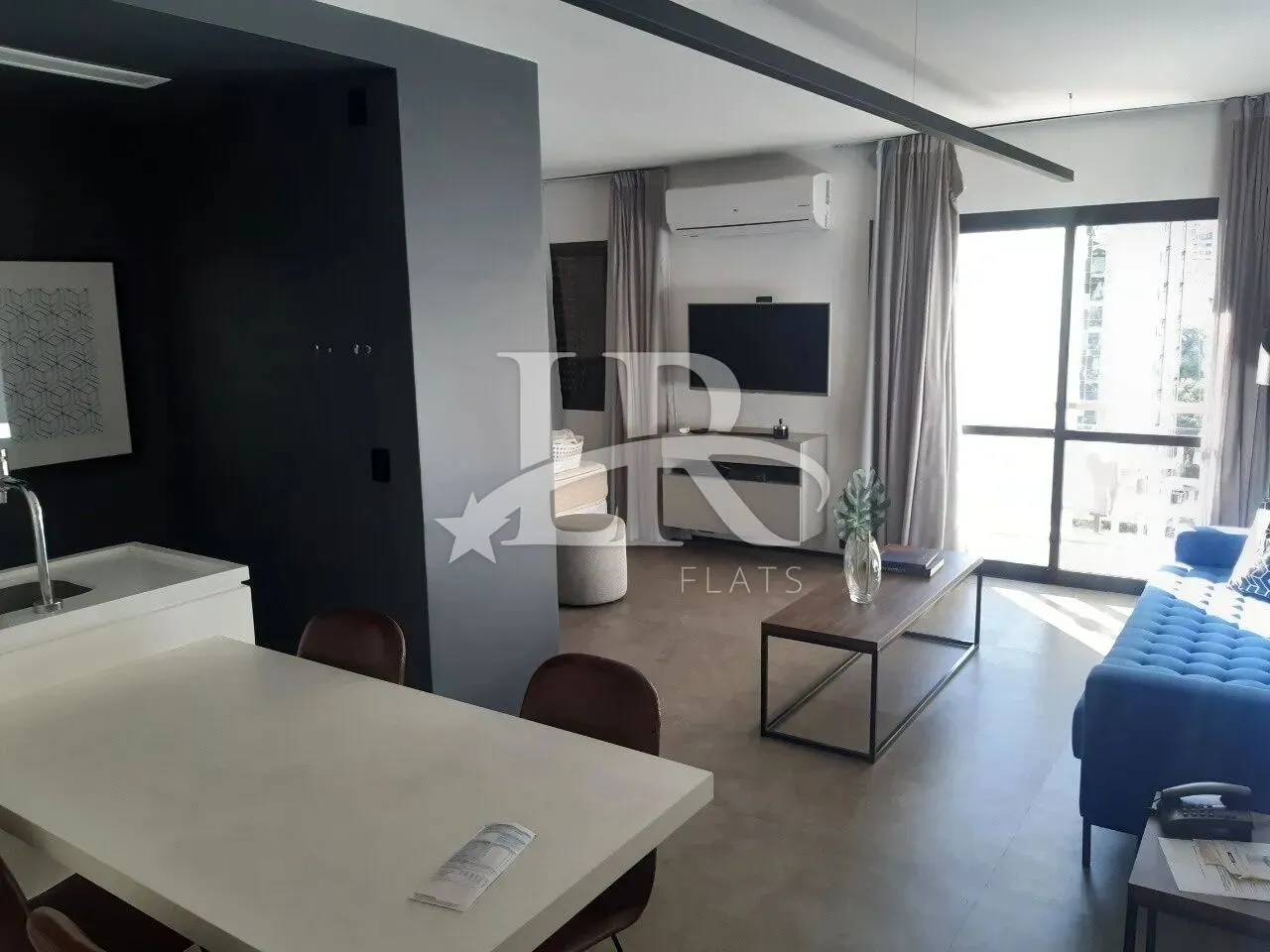 LR Flats - Flat de 1 dormitório para Locação no Itaim Bibi