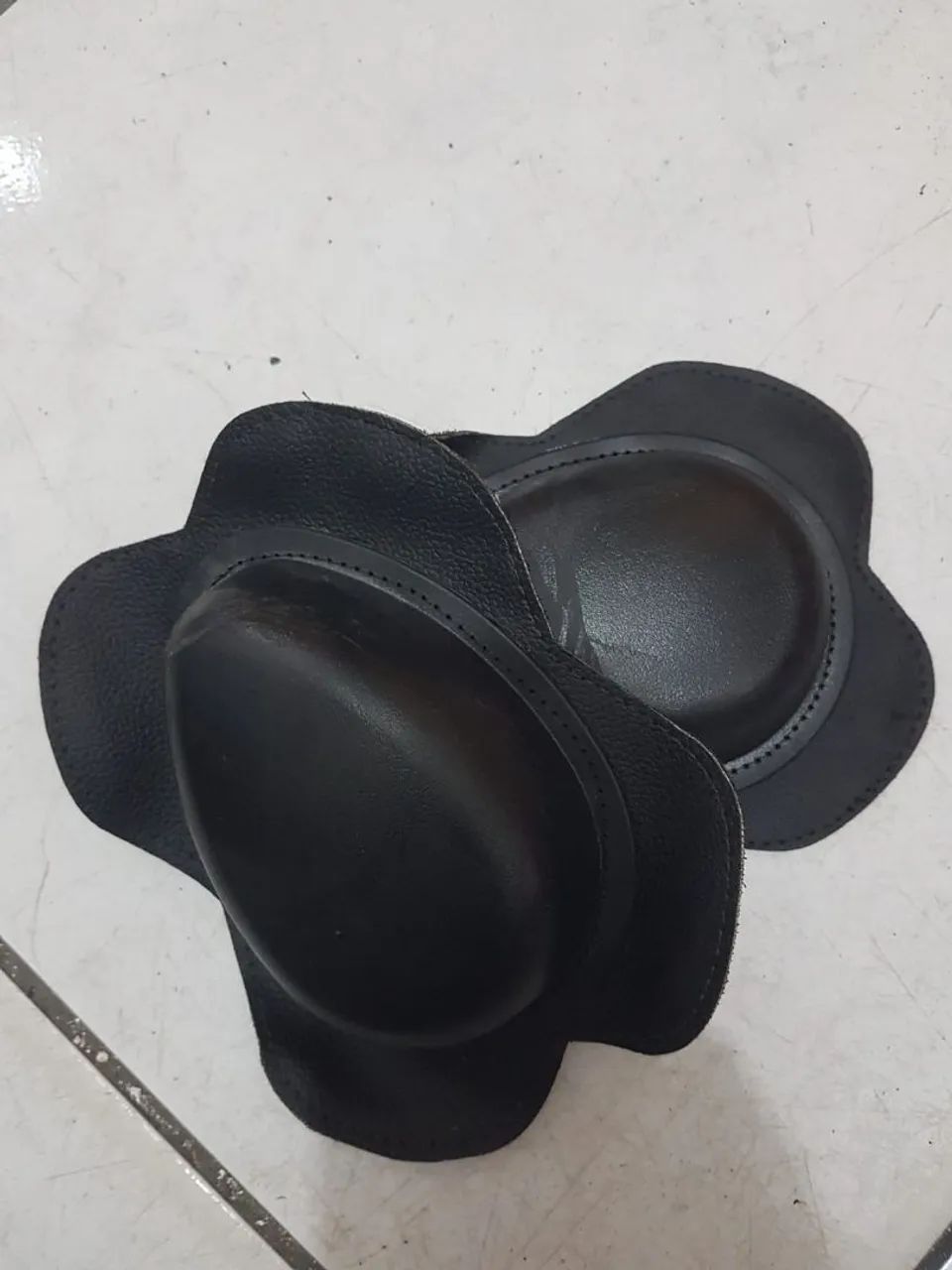 Joelheiras saboneteiras p/ macacão de couro Esportes Radicais - Foto 5