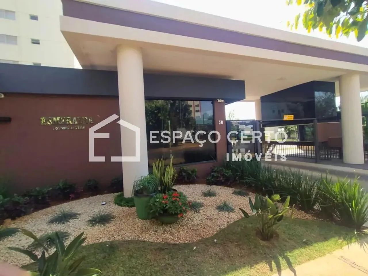 Condomínio Esmeralda - Apartamento 1804