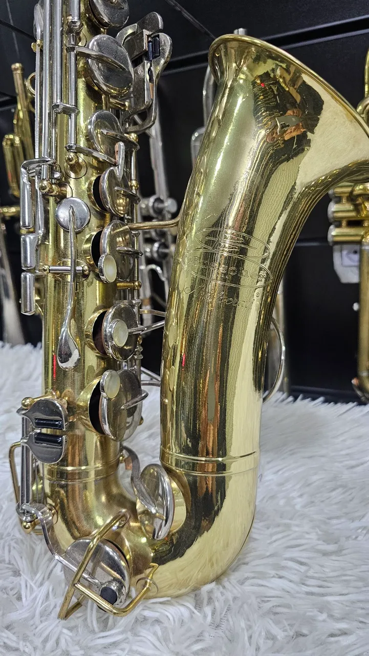 Saxofone Buescher Aristocrat- Excelente Estado