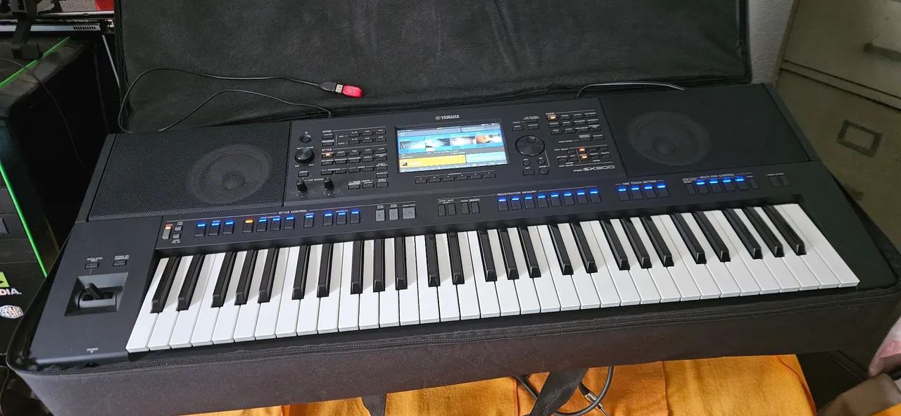 Teclado Yamaha PSR-SX900 - Foto 2