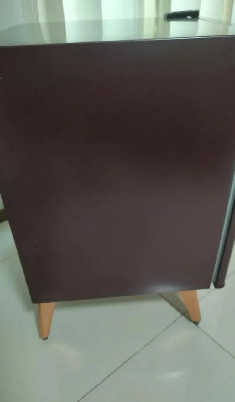Frigobar Brastemp Retrô 76 Litros Marsala Wine - BRA08HG ? 110v - Foto 4