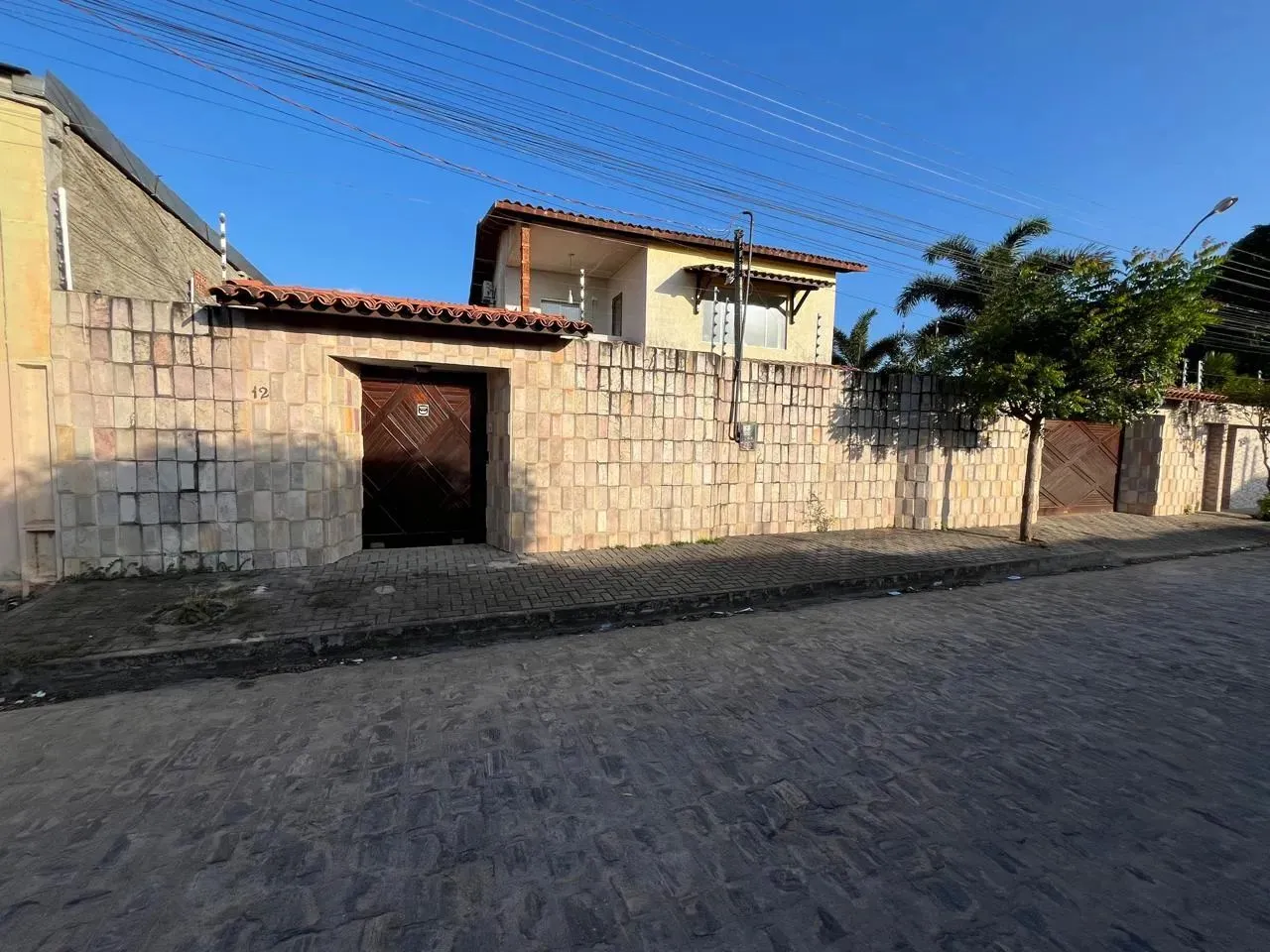 Imóvel para aluguel possui 400 metros quadrados com 5 quartos em Verdes Campos - Arapiraca