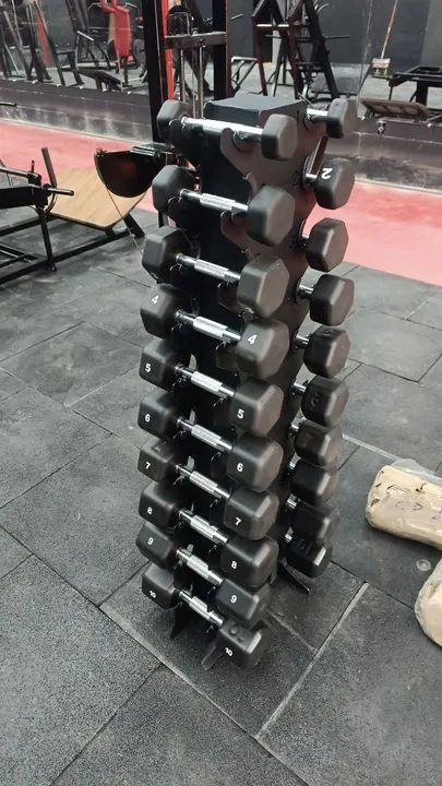 Torre de halteres texturizado pegada cromada novos 