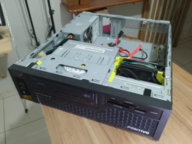 Gabinete slim Positivo com fonte mini ATX com leitor de cartões de DVD/RW - Foto 2