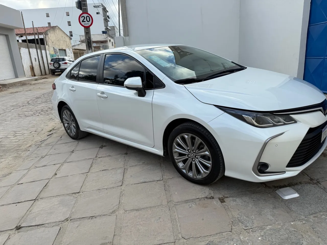 Corolla xei 23/23 ipva 25 pago