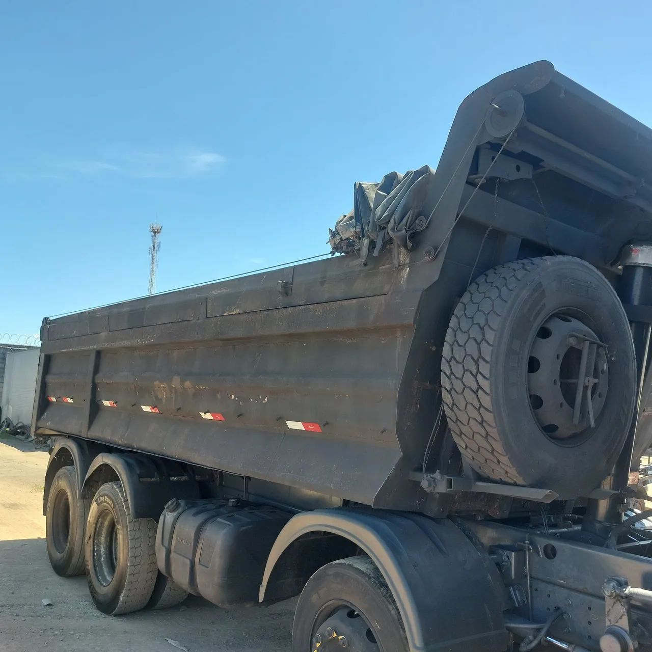 Caçamba para bitruk