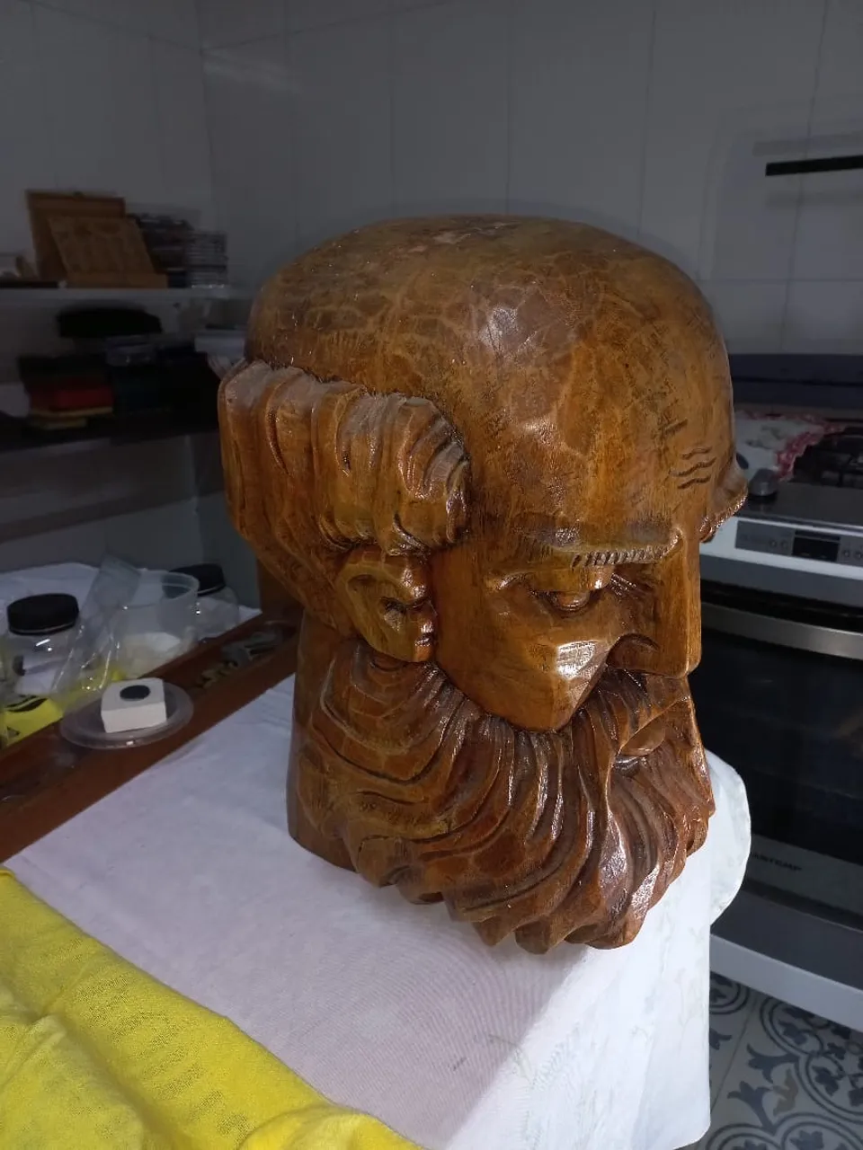 Escultura de madeira