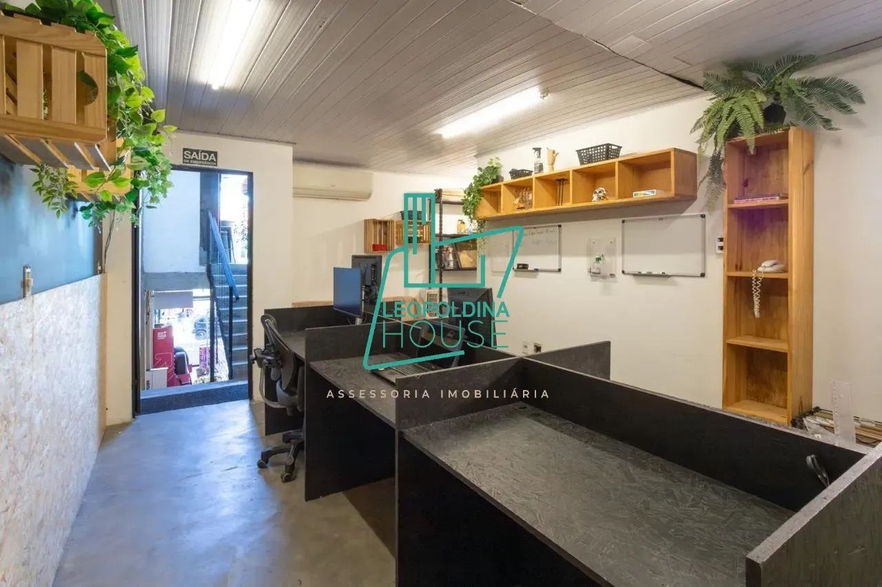 Prédio Comercial e 7 banheiros para Alugar, 295m² - Foto 13