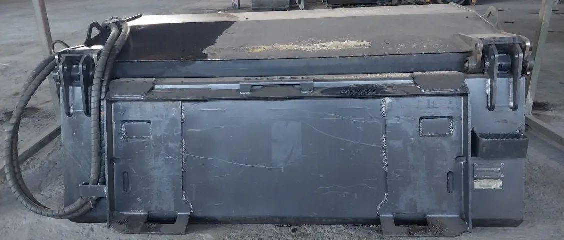 Vassoura 60 Pol. Bobcat Semi Nova Revisada!! - Foto 4