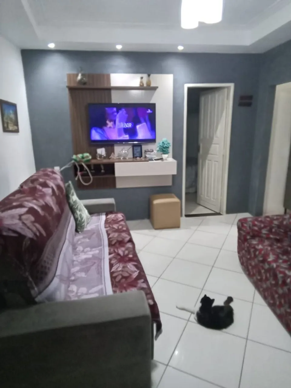 VENDO CASA AMPLA