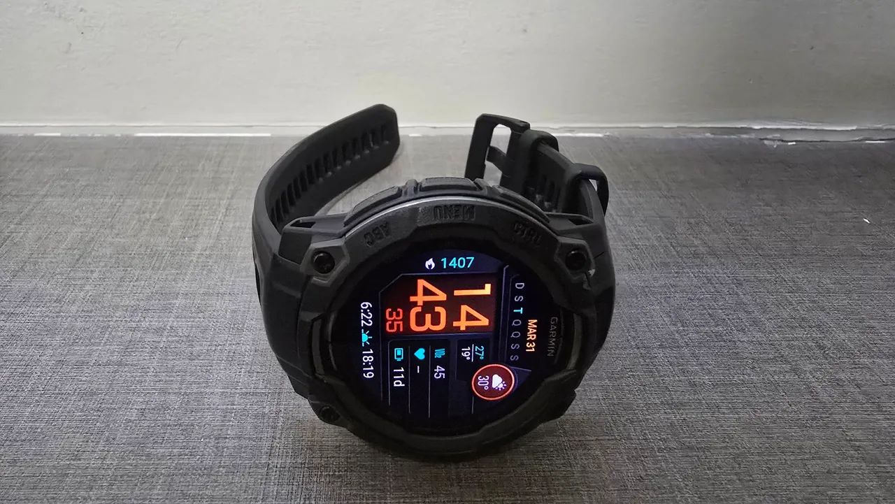 Garmin Instinct 3 - 45 mm, AMOLED