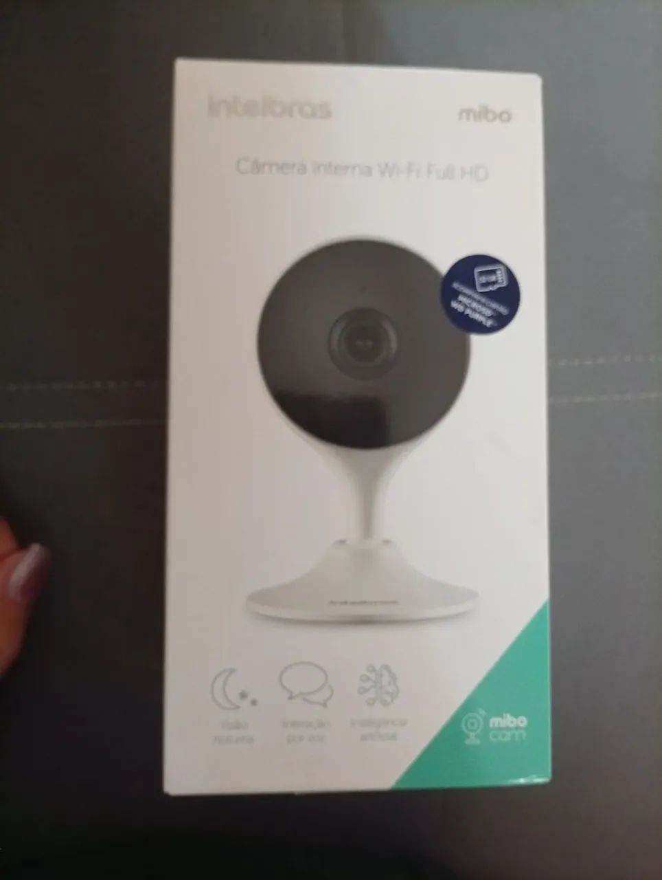 Vendo câmera interna Intelbras Full HD