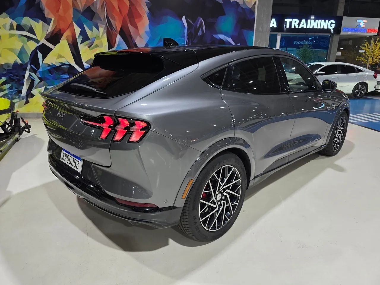 Ford Mustang Mach-e GT Performance (elétrico) 2023 - Foto 4