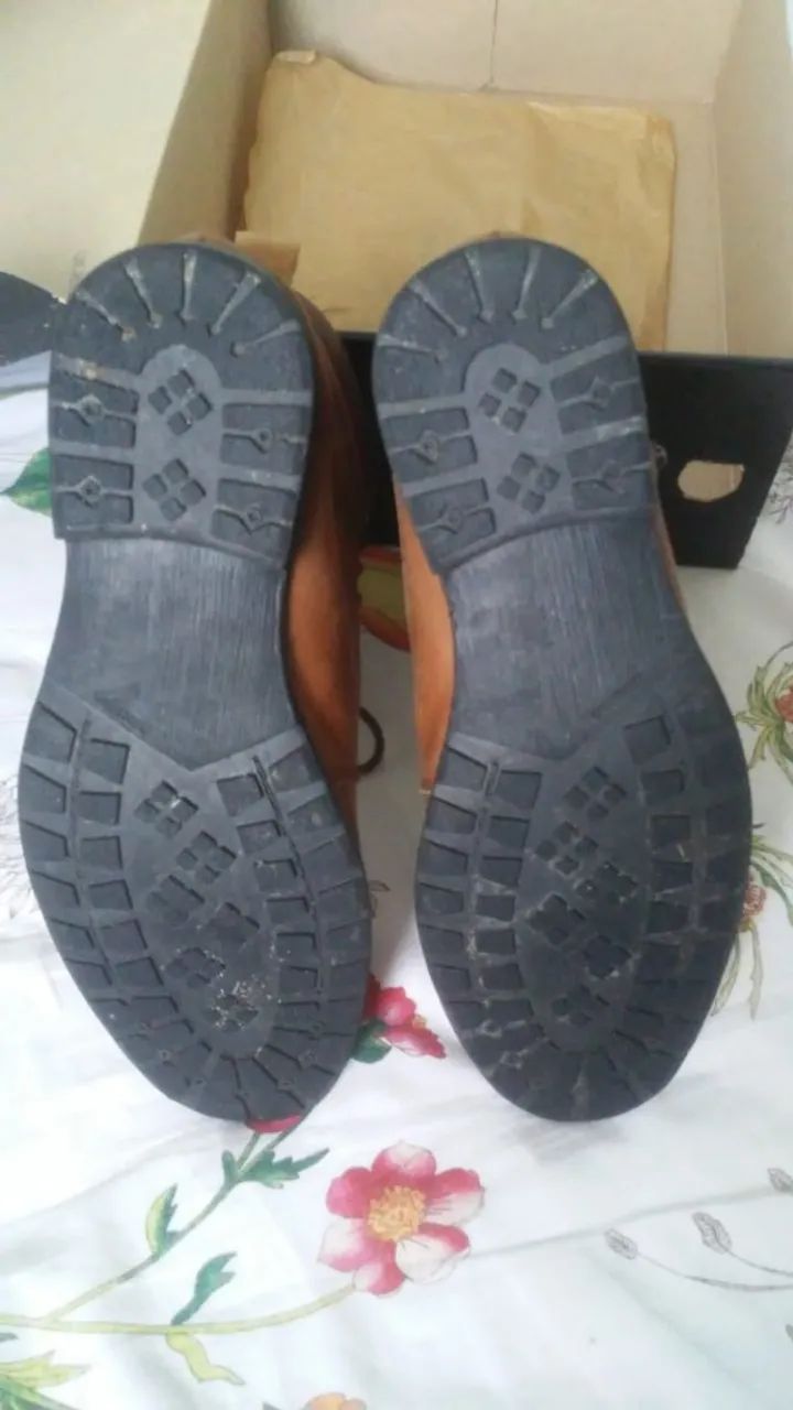 Bota de couro CNS - Foto 4