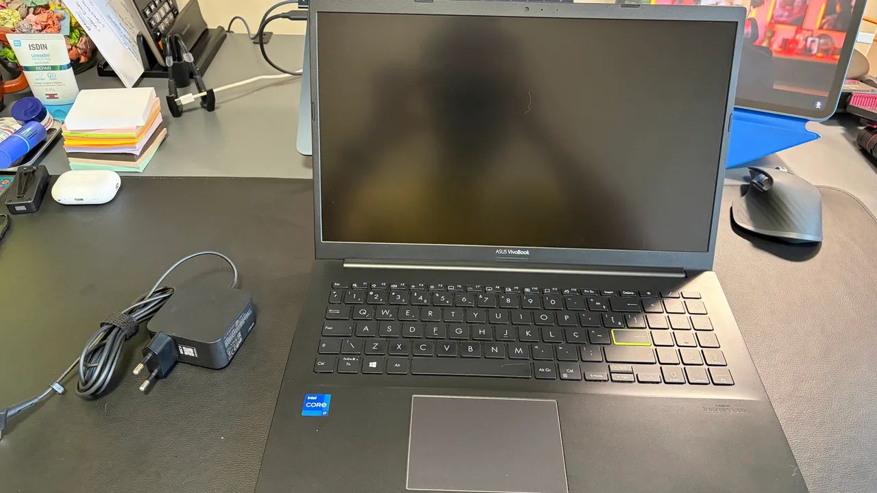 Asus VivoBook i7 16gb RAM 512GB Tela 16 polegadas full HD