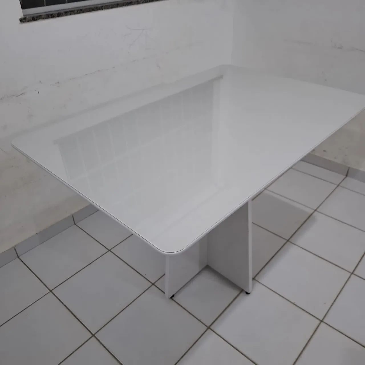 Vendo essa linda mesa