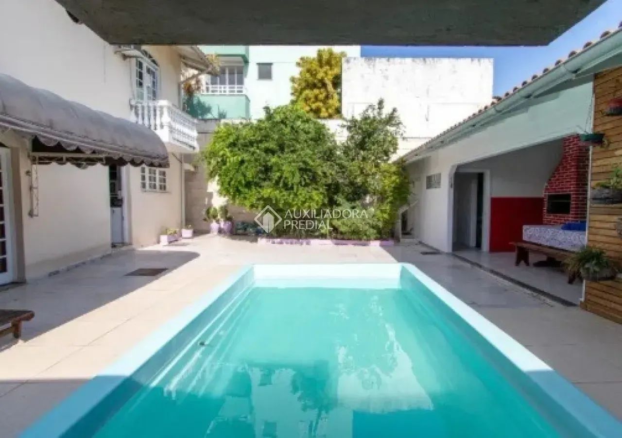 Casa com 3 Ssuítes e  à Venda, 289 m² - JARDIM ATLÂNTICO- FLORIANÓPOLIS-SC - Foto 3