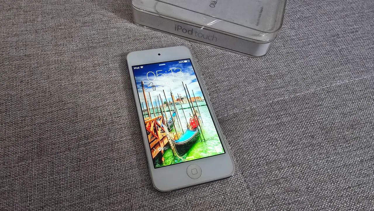 Apple iPod Touch 64 GB Branco