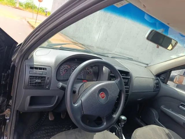 Fiat Strada Working Celeb.1.4 Fire Flex 8V CD 2011 - Foto 2