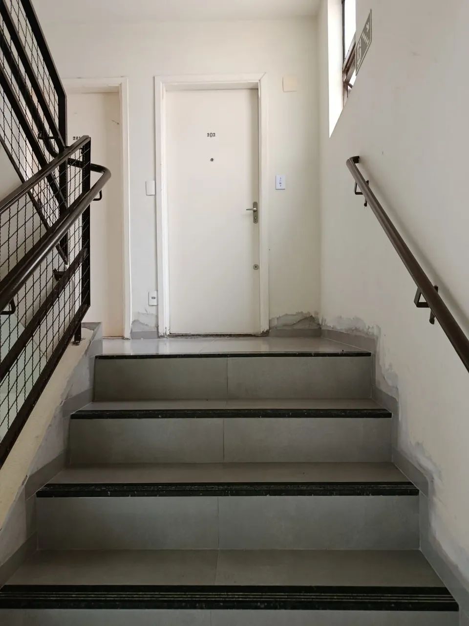 APTO. 1º ANDAR - COND. RESID. ALPHAVILLE II - Foto 4