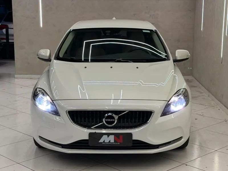 Volvo V40 T-4 KINETIC 2.0 Aut., foto 2 de 14